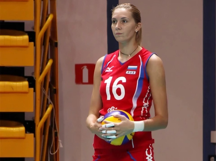 Nữ VĐV Bóng Chuyền Cao Nhất