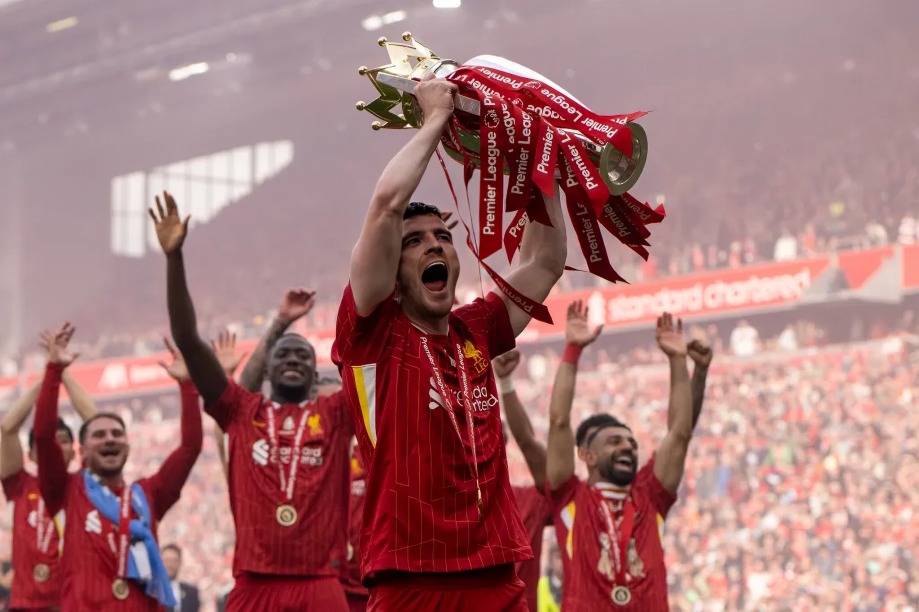 Hành trình huyền thoại của Andy Robertson tại Liverpool